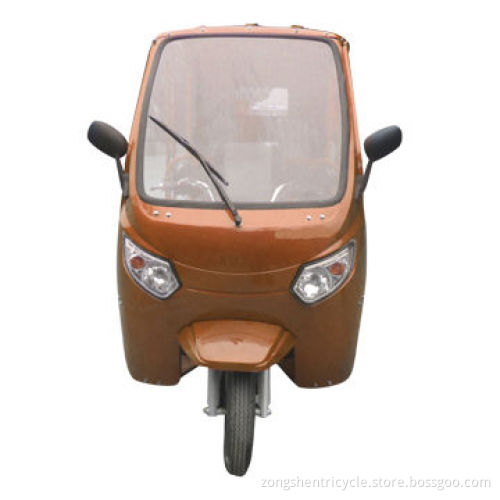 Rickshaw with gasoline engine